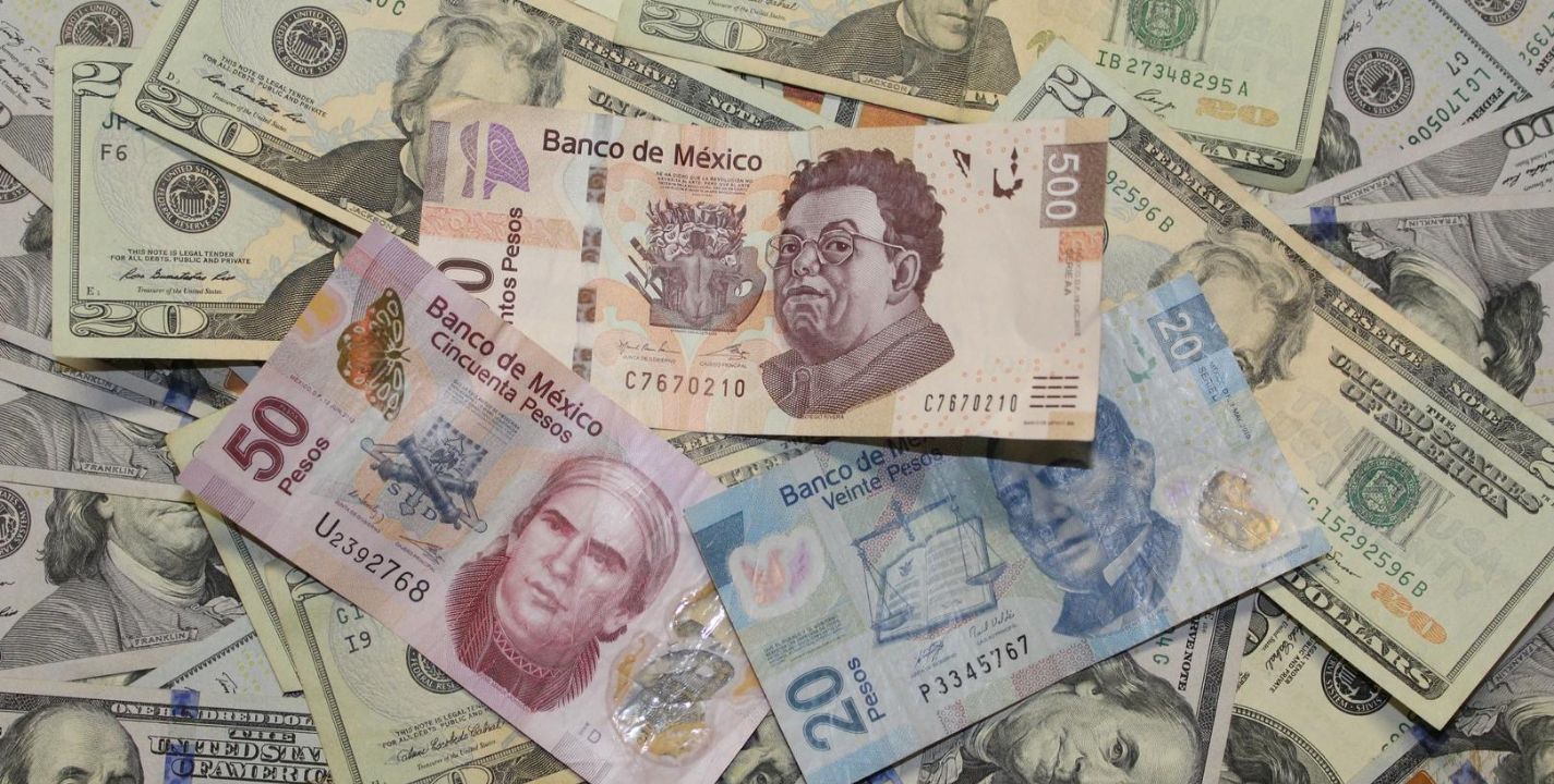 El dólar tuvo una ligera apreciación de 0.08%, con lo que este día el tipo de cambio interbancario se ubica en 20.38 pesos por unidad, de acuerdo con datos de Bloomberg