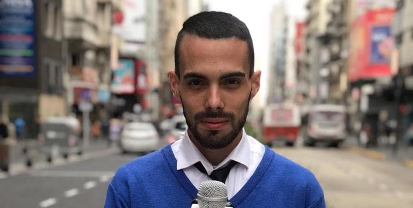 Un periodista argentino fue víctima de la burla de unos jóvenes que solicitaron un viaje a través de la aplicación Cabify, donde él es conductor, al punto que lo llevaron a las lágrimas