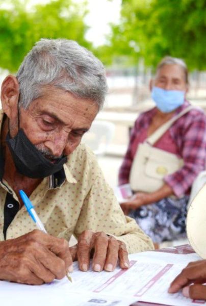 La Pensión del Bienestar otorga a los adultos mayores de 65 años de edad un monto bimestral de 3 mil 850 pesos y la Secretaría del Bienestar dio a conocer que dentro de pocos días comenzará un nuevo registro al programa
