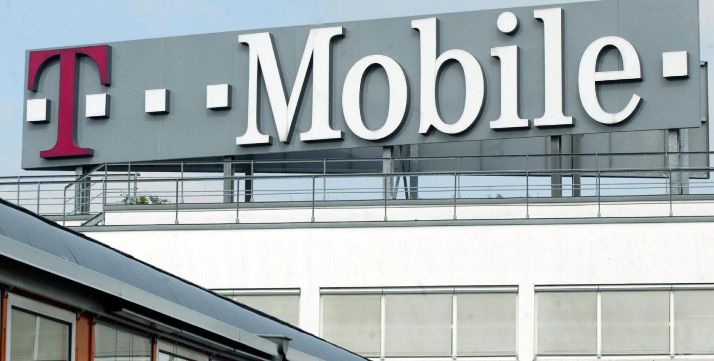 T-Mobile, una de las mayores empresas de telefonía móvil en Estados Unidos, descubrió a principios de enero que un pirata informático robó los datos de 37 millones de clientes, informaron este viernes medios locales