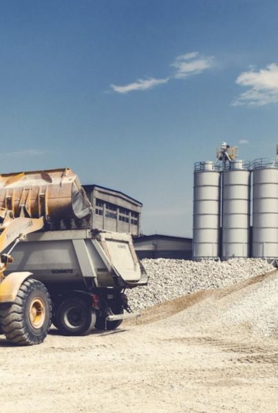 Una empresa canadiense dedicada a la transformación de roca caliza, hormigón, asfalto y concreto tiene una vacante para mecánico de vehículos pesados y maquinaria con experiencia en motores Caterpillar, Cummins y Paccar