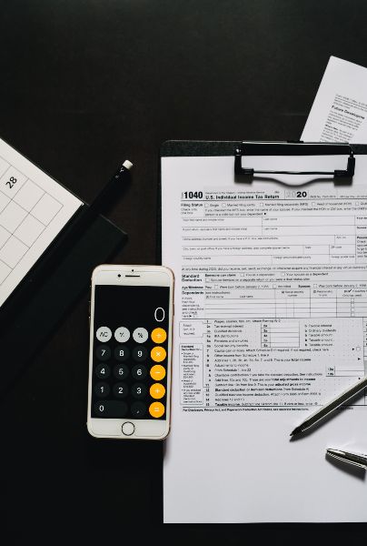 Con esta calculadora puedes estimar cuál es tu salario después de impuestos