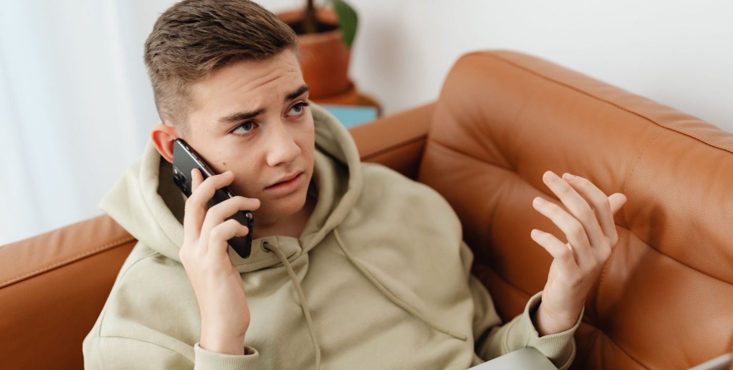 ¿Por qué es bueno dudar de las entidades que te contactan vía telefónica o redes para ofrecerte un crédito?
